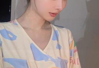 又来一波：紫氯氯更新，二月梅花COS何必期待？