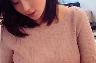 微密圈 - 作品集更新再掀风波，紫色哒豚豚的第二部分轻轻松松变成了我的每日必看！