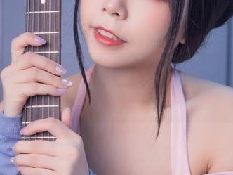 说实话，自闭颜球球的吉他妹妹2.0图片让我有种想多看几遍的冲动！