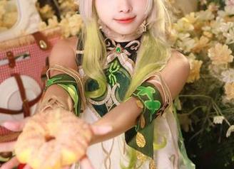 看看落落Raku的婚纱资源，不说太复杂的也得够好