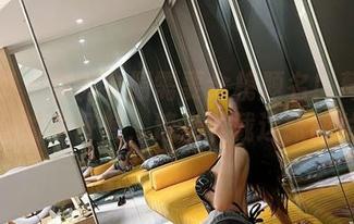 微密圈 - 你的衣橱需要金榜题名！葛征亲自穿的牛仔裤，速来下载这张图片！