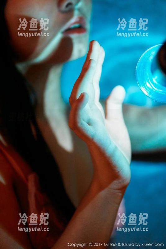 蜜桃社-Gina 蜜桃社 - 图片不多说,Gina的纯白顺便把我的审美水平提高了好多倍!