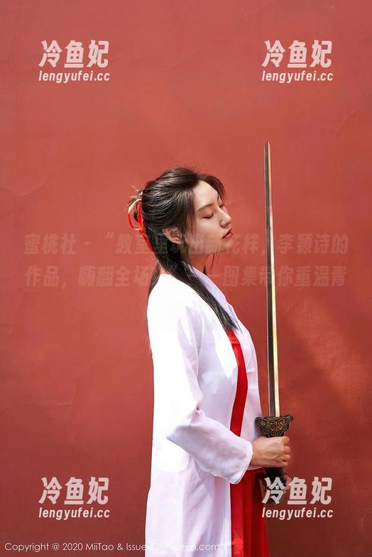 蜜桃社-李颖诗 蜜桃社 - “教室里玩出新花样,李颖诗的作品,嗨翻全场!”——图集带你重温青春。