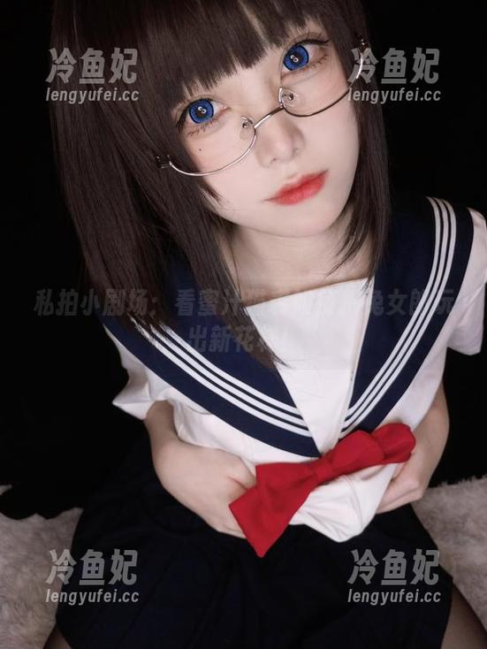 私拍小剧场：看蜜汁猫裘如何把兔女郎玩出新花样！