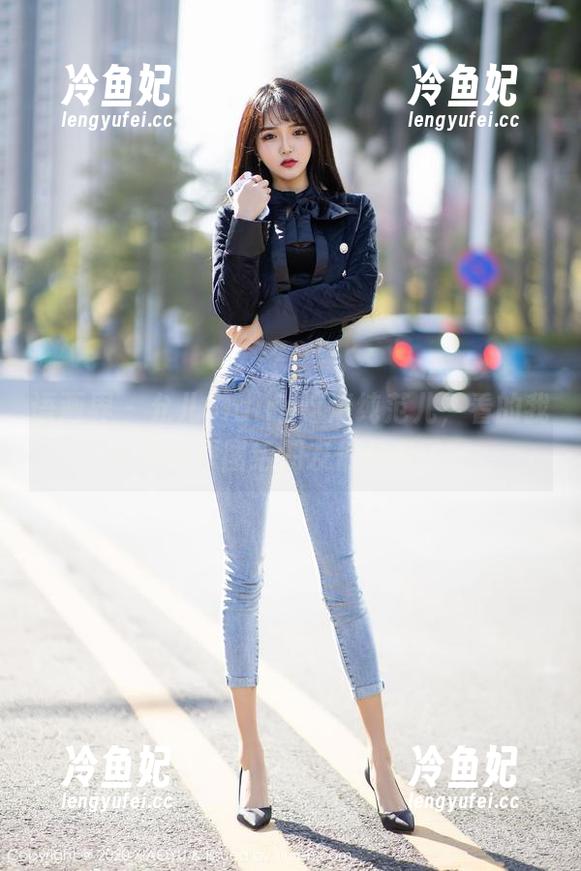 语画界-允儿Claire 语画界 - 允儿Claire这清纯范儿,看的我都想拿原图给朋友们分享了。