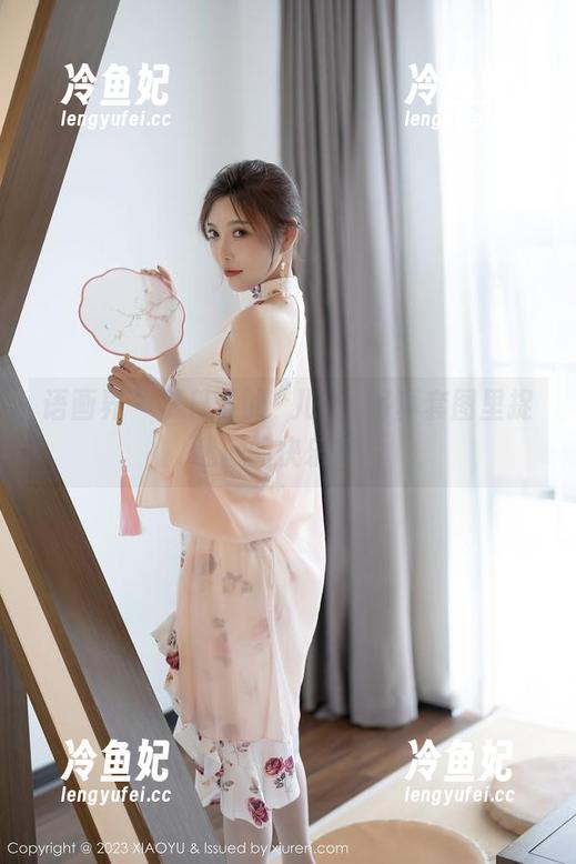 语画界-玥儿玥 语画界 - 夏日下的玥儿玥,写真套图里捉迷藏的快乐碎片