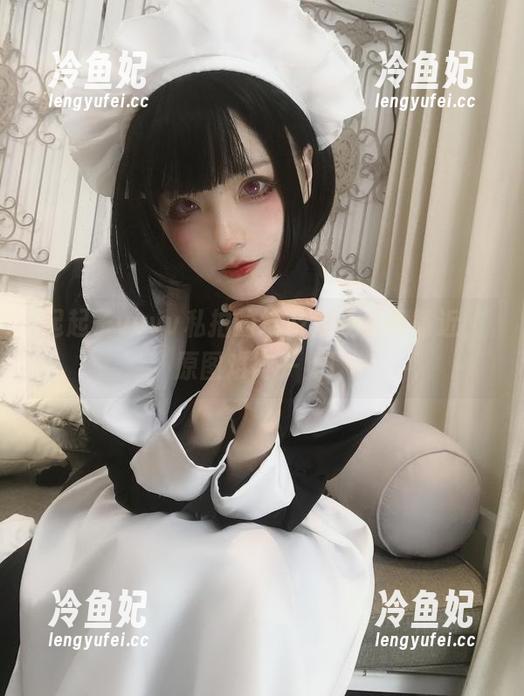 起起子vvvv私拍的埃及猫让人想靠近，原图难得一见！