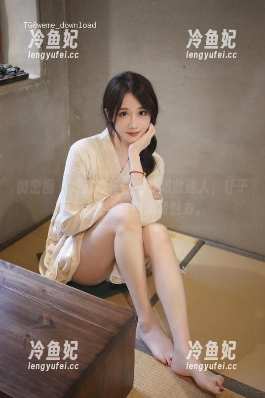 微密圈 - 高清写真，细节如此迷人，轩子巨2兔陪你解锁泳装魅力。