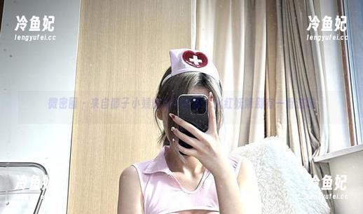 醇子小姨 微密圈 - 来自醇子小姨的写真套图,火红妖娆别有一番滋味