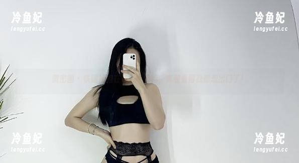 微密圈 - 铁锤姐姐在线，高清嘛，套装看得我都想出门了！