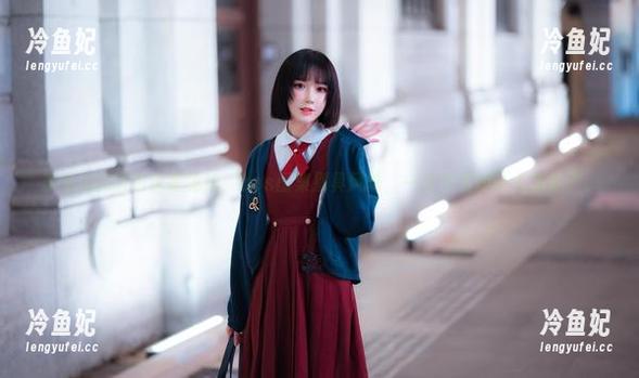 阿包也是兔娘 泳池边的阿包也是兔娘,cos图集别具风味,一言不发却让人想多了。