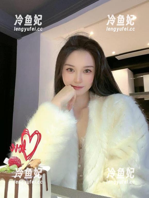 陈大小姐 微密圈 - 听说看陈大小姐的丝袜分享会心情变好!