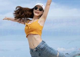 魅妍社 - 妤薇Vivian的户外无圣光写真：想当年，我也是操控自然的高手！