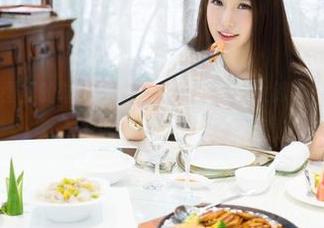 魅妍社 - 原图里的陆金佳Jessica化身兔女郎，一不小心把整片草原的土豆都融化了。